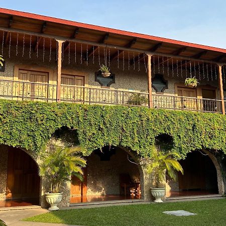 Hotel Del Patio Flores Bagian luar foto