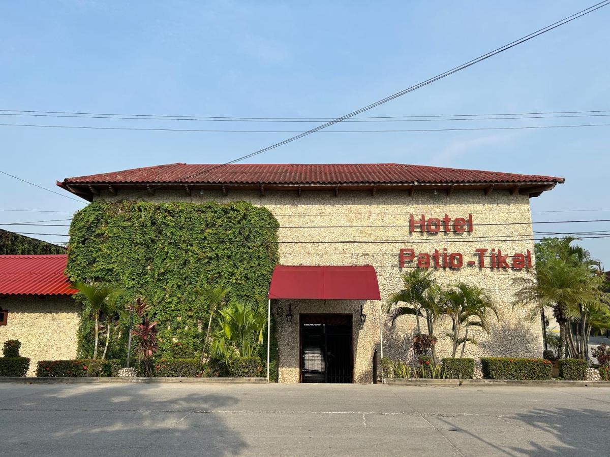 Hotel Del Patio Flores Bagian luar foto